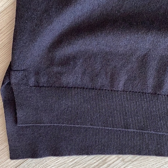 BNWT Michael Kors V Neck Sweater in Black Size L - Picture 5 of 7